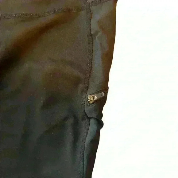 WOMEN Sherpa Adventure Gear Size Medium Black jogger cropped pant - Picture 4 of 6